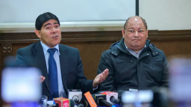 El exministro de Gobierno, Carlos Romero junto al exviceministro de R&eacute;gimen Jorge P&eacute;rez. APG