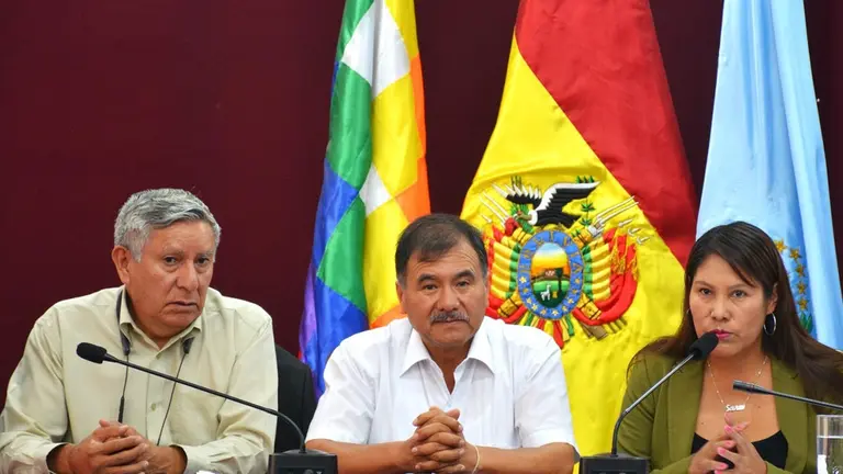 Gobernador socializa Ciudadela de la Salud en la Brigada.