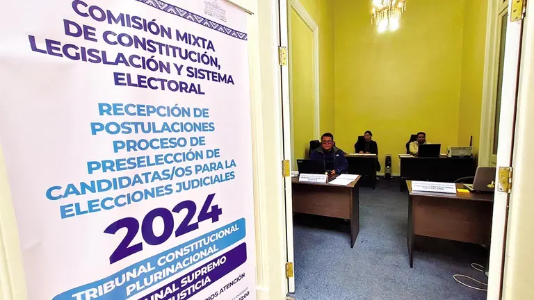 Una comisi&oacute;n mixta de la Asamblea Legislativa est&aacute; a cargo del proceso de preselecci&oacute;n de candidatos./ URGENTE.BO