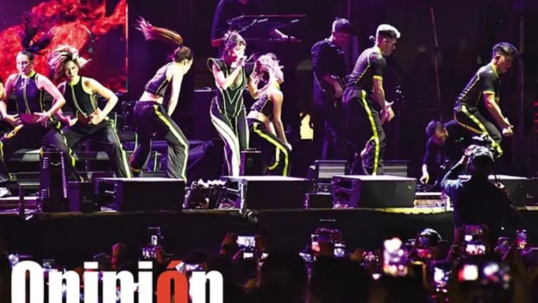 El escenario de FEXCO Arena, en un show en el marco de la FEXCO 2024.  / DICO SOLÍS