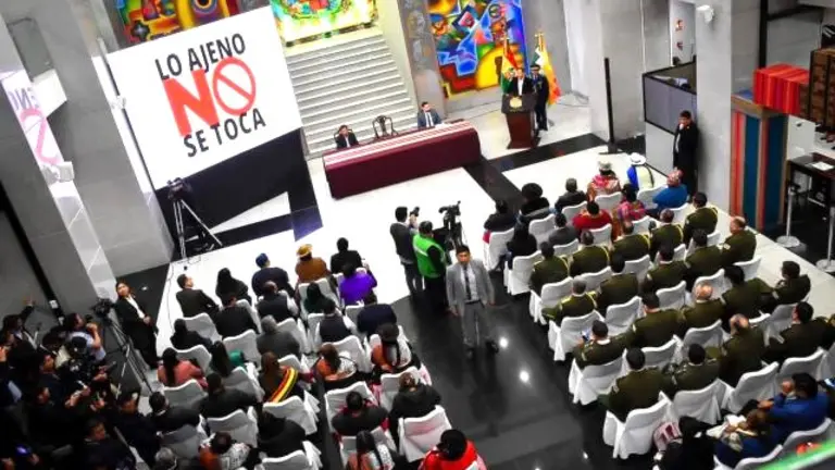 Tratamiento del anteproyecto de ley &ldquo;Lo ajeno no se toca&rdquo; en la Asamblea Legislativa Plurinacional./ OX&Iacute;GENO