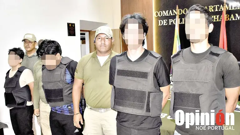 Los cuatro hombres denunciados por violaci&oacute;n en Cochabamba./ NO&Eacute; PORTUGAL