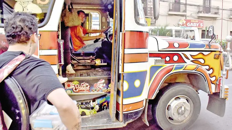 Transporte p&uacute;blico en la ciudad./ DICO SOL&Iacute;S