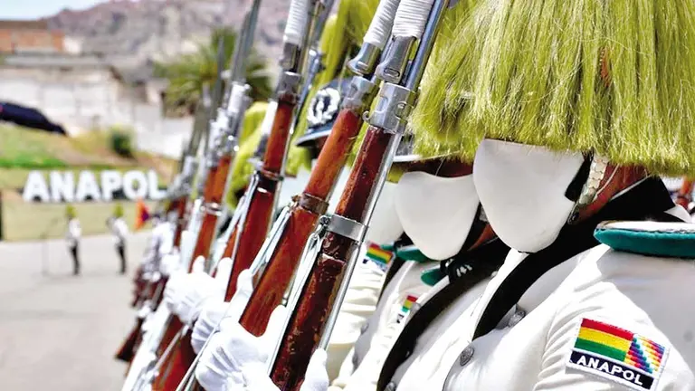 imagen referencial de los cadetes de la Anapol./ APG