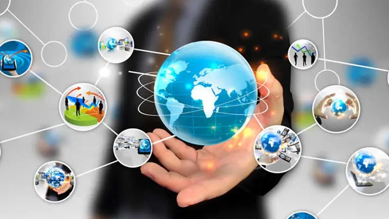 La tecnolog&iacute;a empresarial se puede dividir en dos grandes sectores: hardware y software./ GRUPO CONSTANT