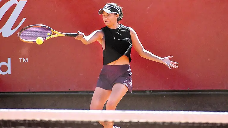 Una imagen de una de las finales del Tunari Junior Open, que se desarrolló en el Club Tenis Cochabamba./ NOÉ PORTUGAL