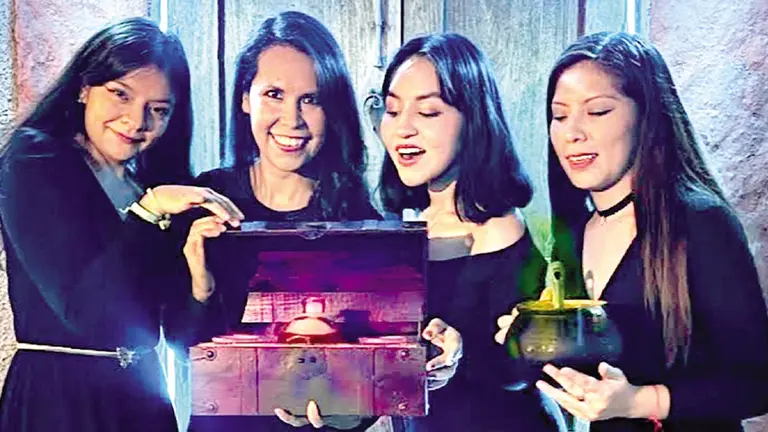 Elenco de la obra de teatro &lsquo;Almas en desgracia&rsquo;./ MAR&Iacute;A JOS&Eacute; MOSTAJO