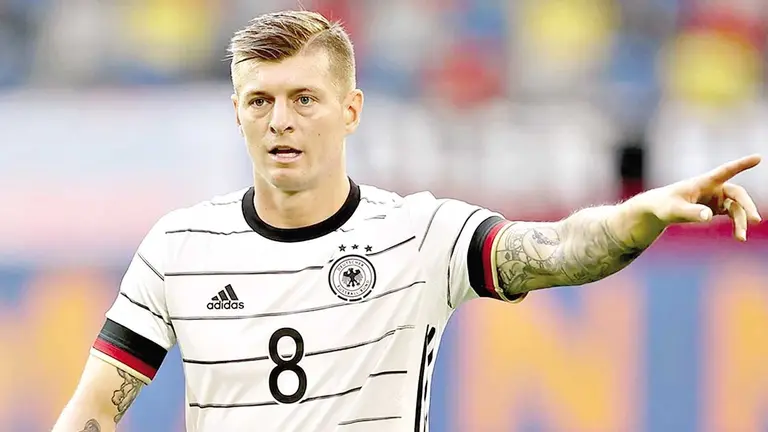 Toni Kroos, en un duelo anterior con Alemania./ SELECCI&Oacute;N DE PORTUGAL