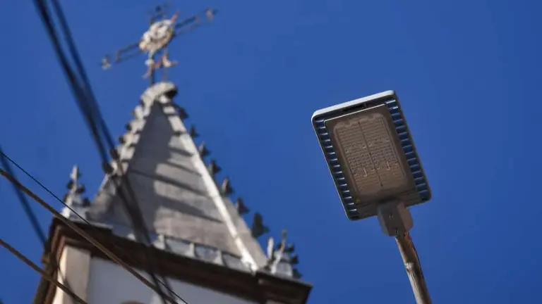 El cambio del sistema de sodio a LED. DICO SOL&Iacute;S