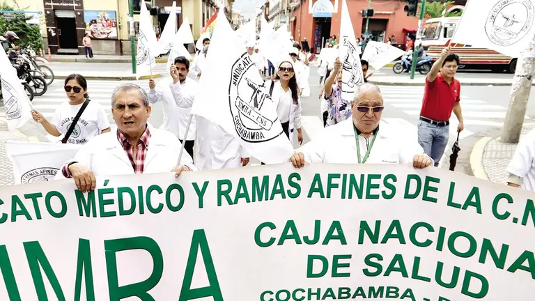 La marcha de los m&eacute;dicos, con paro de por medio, a nivel nacional./ APG