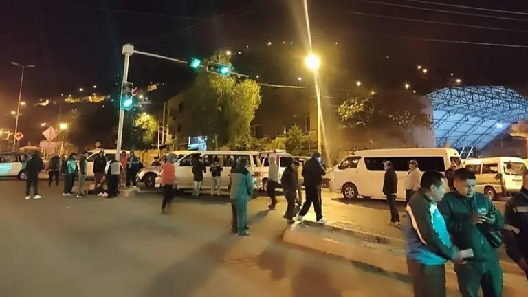 Bloqueo en la avenida Guayac&aacute;n. MC NOTICIAS