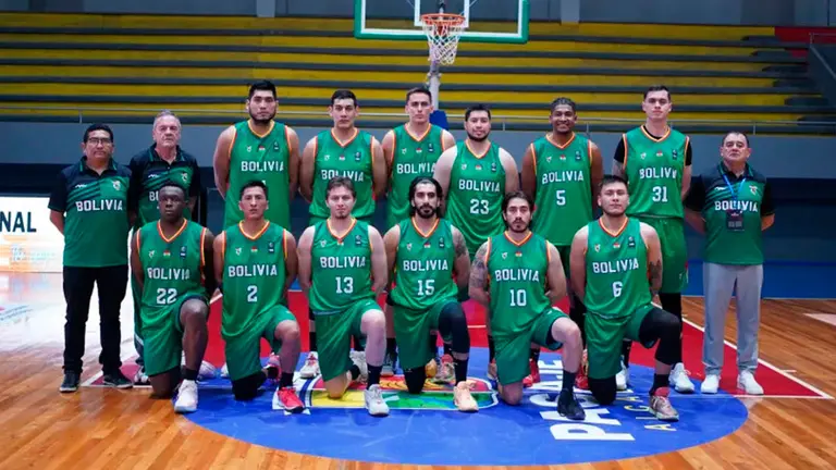 El equipo nacional no pudo ante Ecuador. FBB