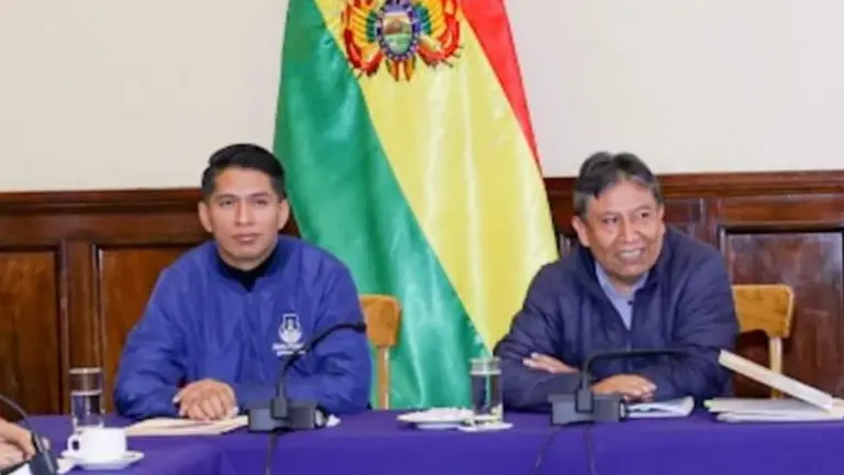 El Presidente del Senado (izq.) y el Vicepresidente del Estado en una reunión pasada.