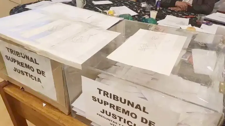Sala Constitucional de Beni ordena no tomar examen a postulante para judiciales./ URGENTE.BO