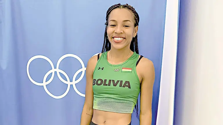 Guadalupe Torrez entrena en la capital francesa, con miras a su presentaci&oacute;n en los Juegos Ol&iacute;mpicos./ COB