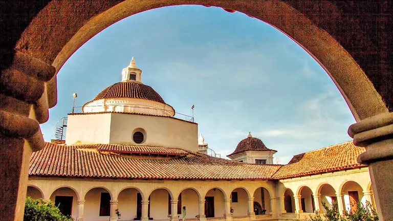 El convento de Santa Teresa está ubicado en la Plaza del Granado, entre las calles España y Baptista./ DICO SOLÍS-FACEBOOK