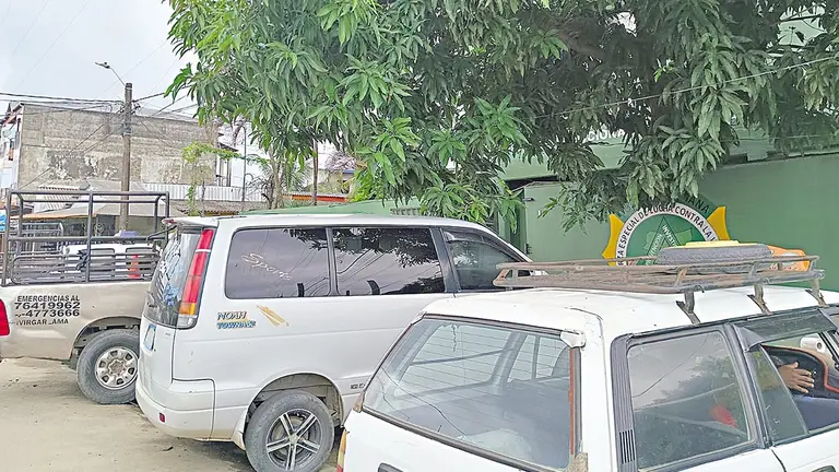 Fotograf&iacute;a del frontis de la Polic&iacute;a de Ivirgarzama, en el Tr&oacute;pico de Cochabamba./ MARIELA COSS&Iacute;O M.