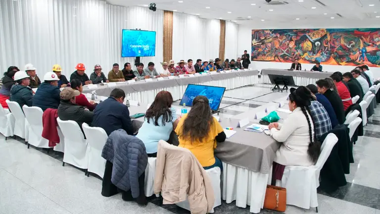 La sesi&oacute;n extraordinaria del Gabinete Social de la Revoluci&oacute;n Democr&aacute;tica y Cultural del Estado Plurinacional de Bolivia inici&oacute; esta tarde./ CP