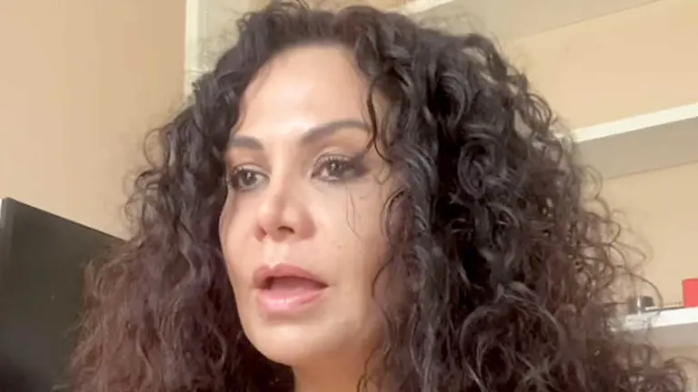 La exministra de Comunicación, Roxana Lizárraga se defendió por vía virtual./ ERBOL