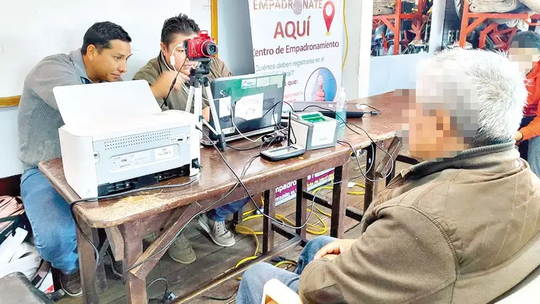 Empadronamiento en uno de los recintos penitenciarios./ SEREC&Iacute;