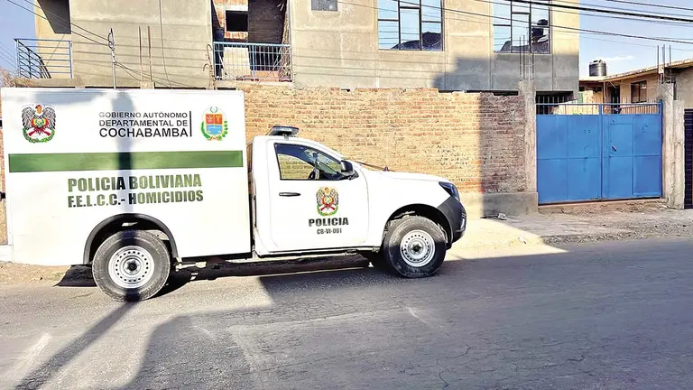 La Policía llegó al lugar donde fue hallado un hombre sin vida./ CORTESÍA