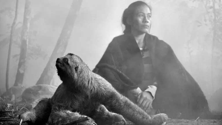 Fot&oacute;grafo que trabaj&oacute; con Michael Jackson pone el lente en Bolivia./ NICK BRANDT