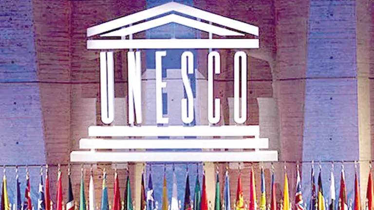 Las banderas de los pa&iacute;ses adheridos a la Unesco./ PLAZADEARMAS.COM.MX