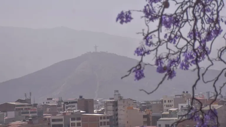 La contaminaci&oacute;n en la ciudad de Cochabamba./ DICO SOL&Iacute;S
