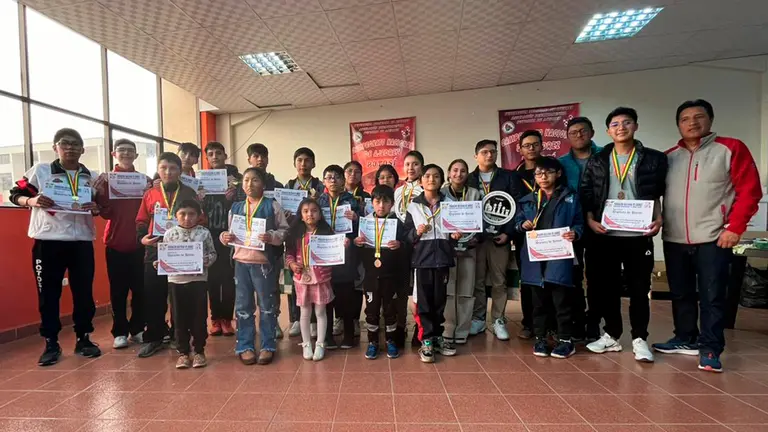 Algunos de los participantes del torneo pasado./ FBA