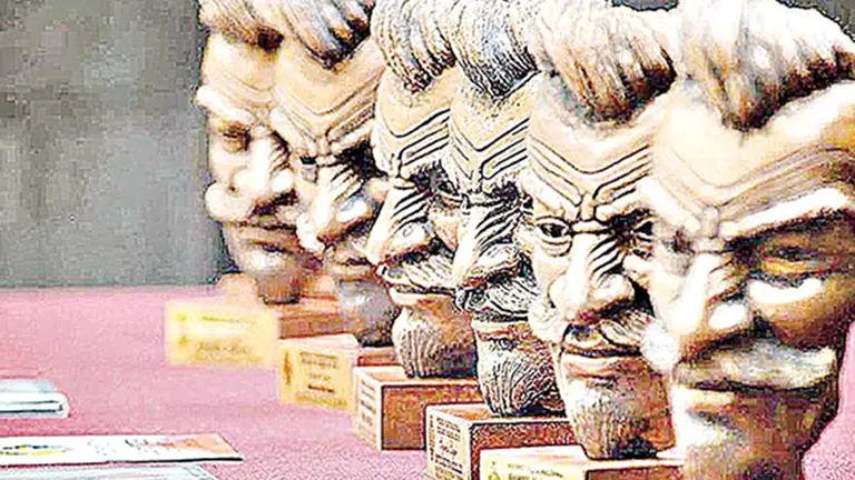 Escultura del Premio Eduardo Abaroa./ ARCHIVO
