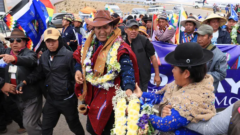 Evo Morales, en la marcha que se dirige a El Alto./ APG
