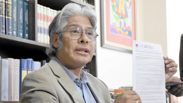 El ex procurador del Estado, Wilfredo Chávez, en conferencia de prensa./ APG