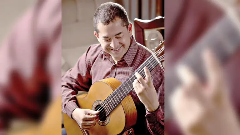 El guitarrista boliviano Marcos Pu&ntilde;a./ BOLIVIANO MARCOS PU&Ntilde;A