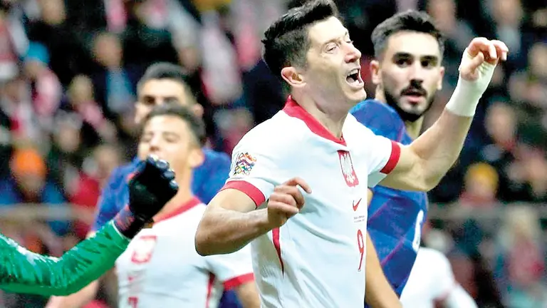 Robert Lewandowski no pudo marcar ante Croacia./ SPORT