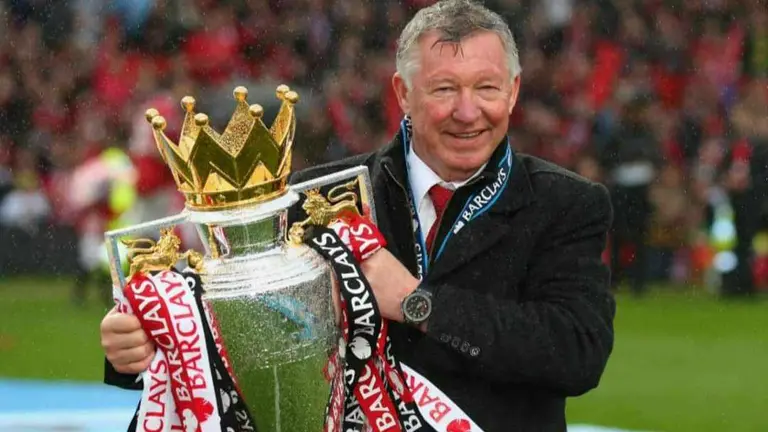 Manchester United despide a Alex Ferguson como embajador. FAN10.