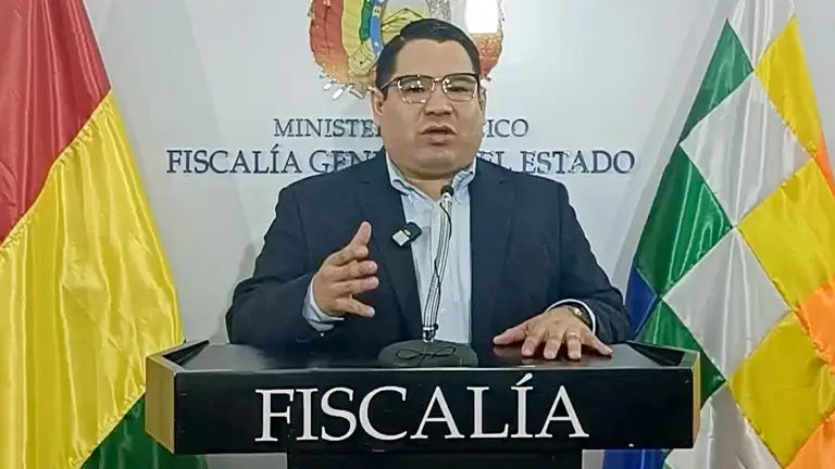 El fiscal general del Estado, Roger Mariaca, en conferencia de prensa./ CAPTURA VIDEO