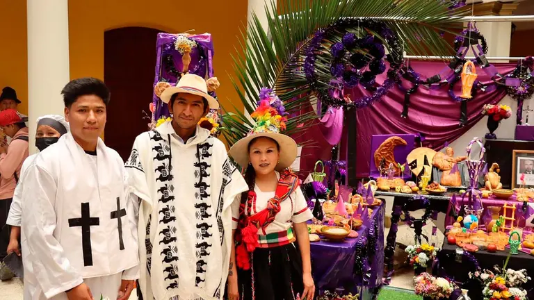 Presentan el Gran Armado del Mast&rsquo;aku en Cochabamba para celebrar Todos Santos. CORTES&Iacute;A