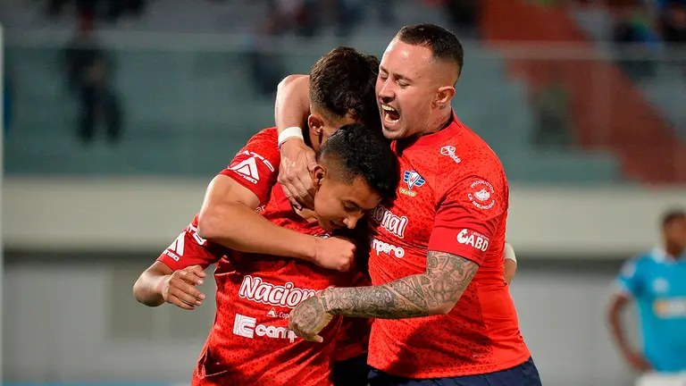 Jugadores de Wilster, durante el partido./ APG