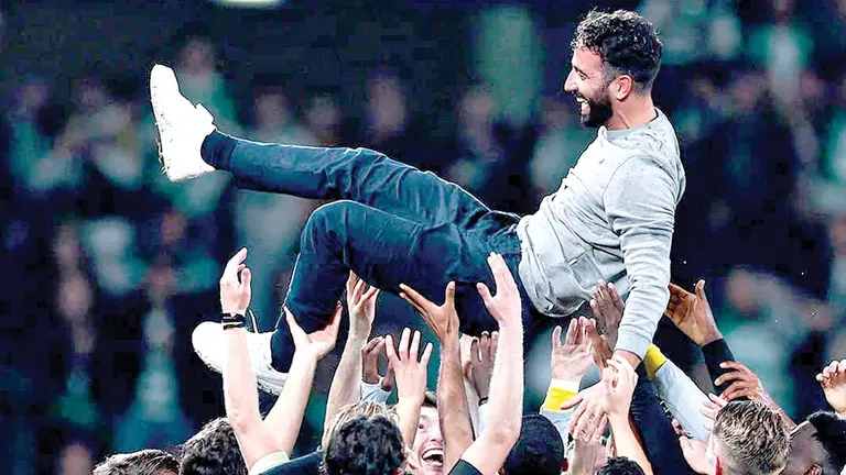 Jugadores de Sporting celebran el triunfazo contra el City./ UEFA CHAMPIONS LEAGUE