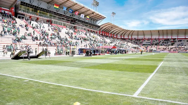 Una imagen del estadio Municipal de El Alto, en la previa de un duelo eliminatorio./ DICO SOLÍS