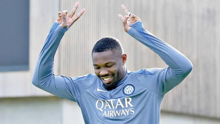 Marcus Thuram, futbolista del Neroazzurro, en un  ejercicio precompetitivo./ FACEBOOK INTER