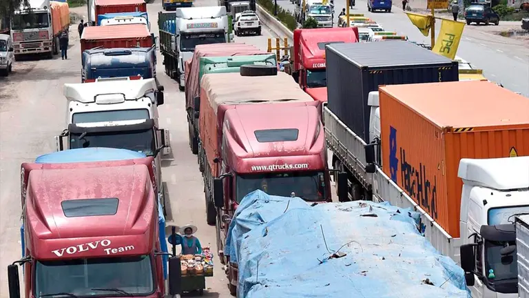 Foto referencial del transporte pesado. ARCHIVO