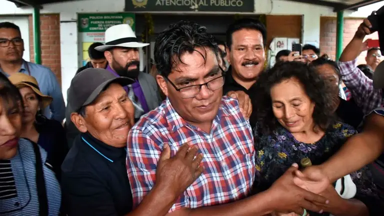 El diputado H&eacute;ctor Arce tras salir de la FELCC. Dico Sol&iacute;s