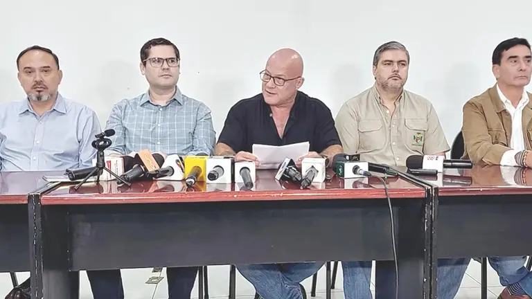 Sectores productivos de Santa Cruz se declaran en estado de emergencia. / APG