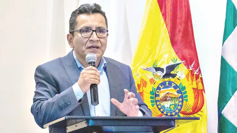 El Defensor del Pueblo, Pedro Callisaya emite un informe de su gesti&oacute;n. / DEFENSOR&Iacute;A DEL PUEBLO