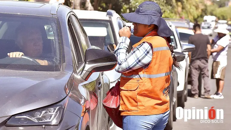 La venta del SOAT 2025 en la ciudad de Cochabamba./ DICO SOL&Iacute;S