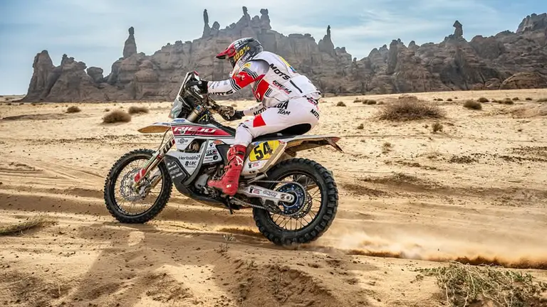 Un pasaje de Daniel Nosiglia, en un dakar pasado. ARCHIVO