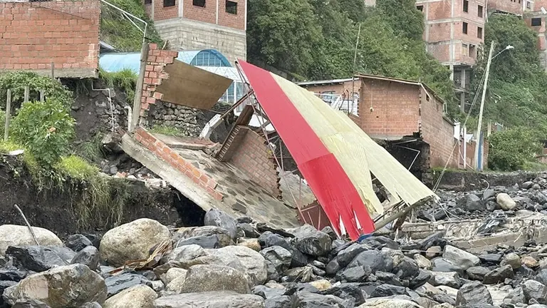 Defensa Civil dice que, como dato preliminar, 60 familias fueran afectadas en Quime
