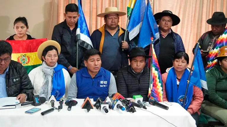 Conferencia de prensa de la Direcci&oacute;n del MAS. URGENTE