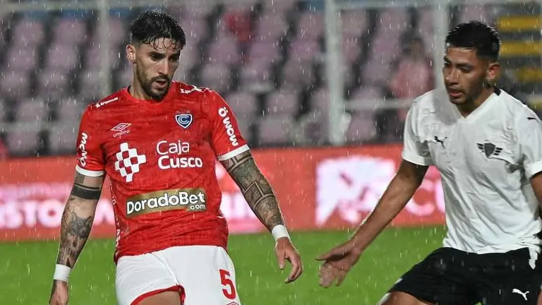 Pasajes del encuentro amistoso entre Cienciano y Wilstermann. FACEBOOK CLUB CIENCIANO.